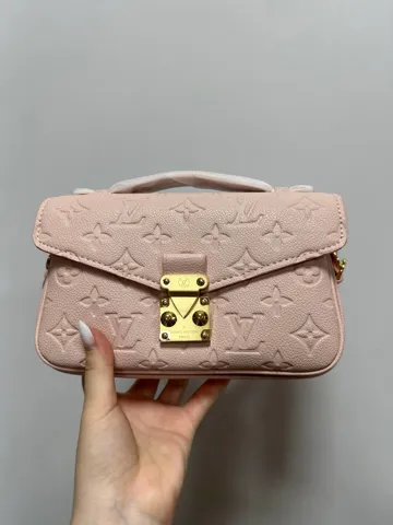 Louis Vuitton Pochette Métis East West Bag Pink